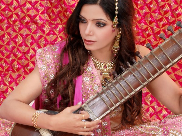 Satinder Satti With Guitar