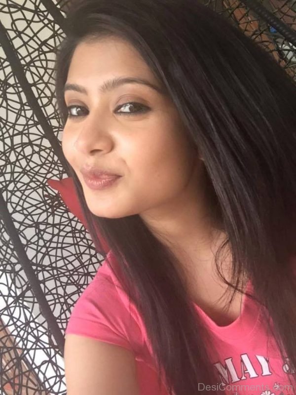 Selfie Photo Of Ena Saha-DC293