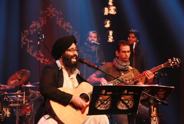 Singing-Rabbi Shergill 