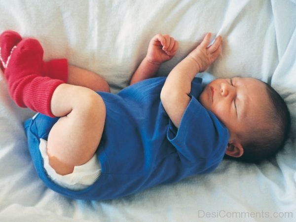 Small Baby Sleeping-DC088