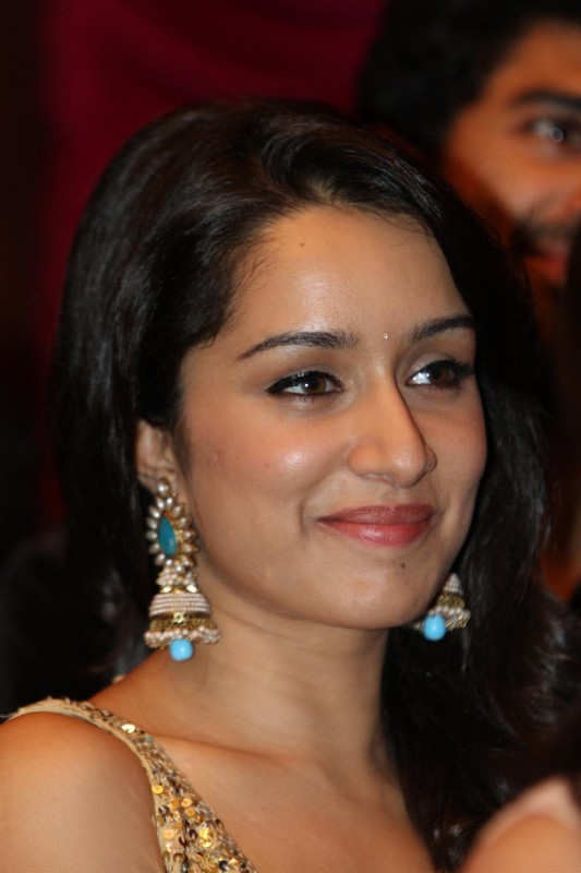 Smiling-Shraddha Kapoor