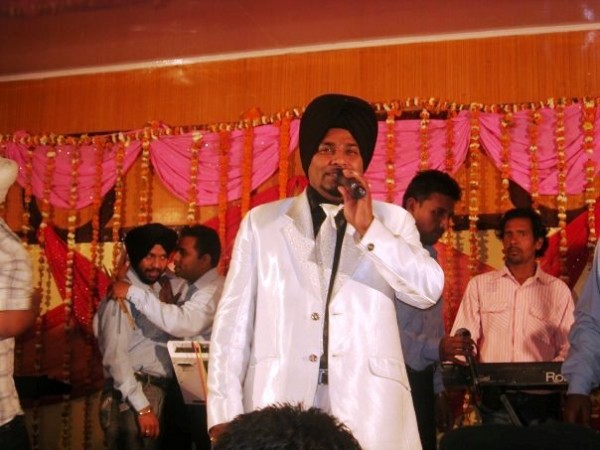 Superb Singer -Lehmber Hussainpuri 