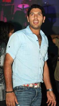 Yuvraj Singh Looking Smart