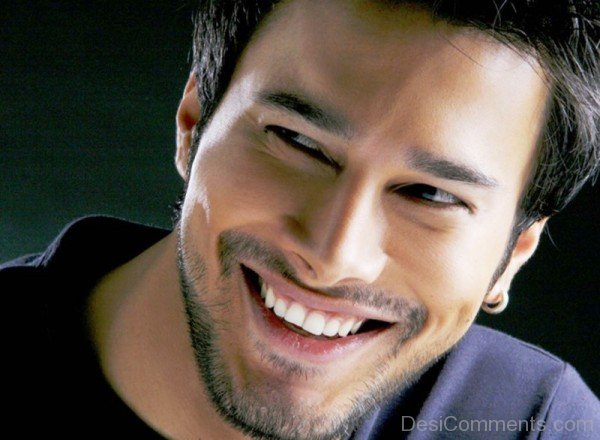 djsnjh-Smiling Rajneesh Duggal14