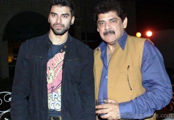 eiyhvhj-Nikitin Dheer  Looking Great In Black