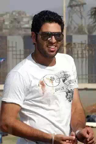 yuvraj singh Wearing Sunglasses